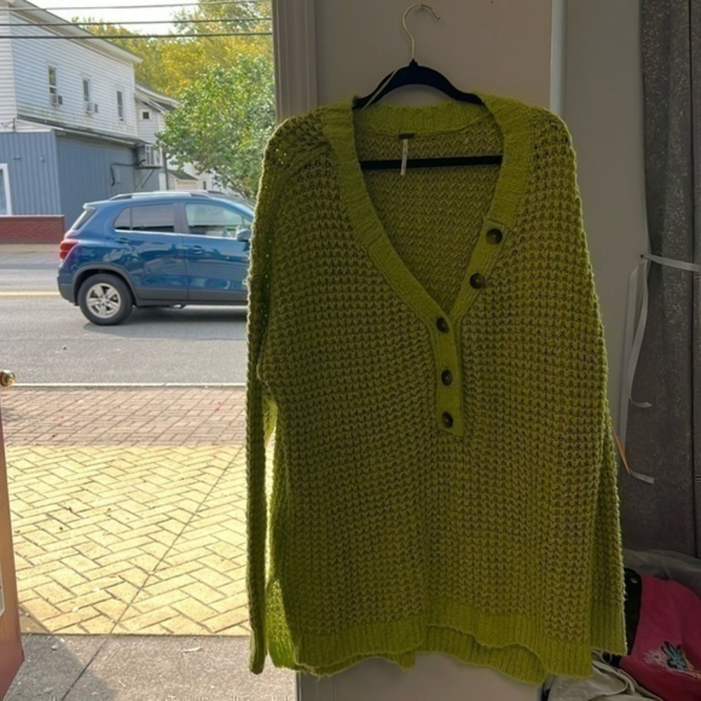 Free people size large yellowish green button up sweater